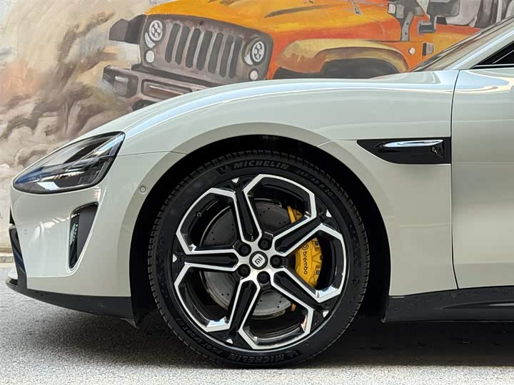 Фото 6 - Xiaomi SU7