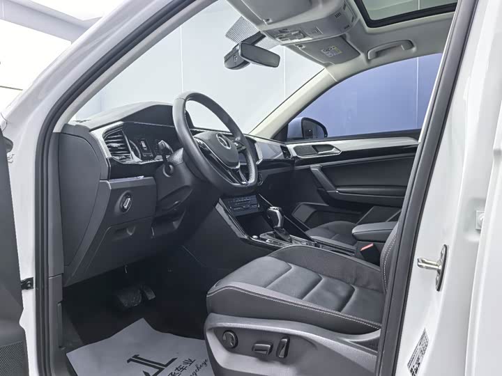 Фото 8 - Volkswagen Tayron