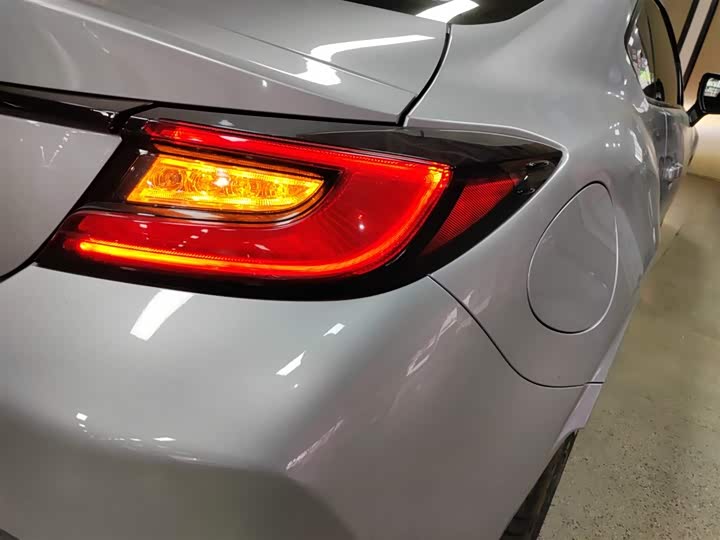 Фото 8 - Subaru BRZ