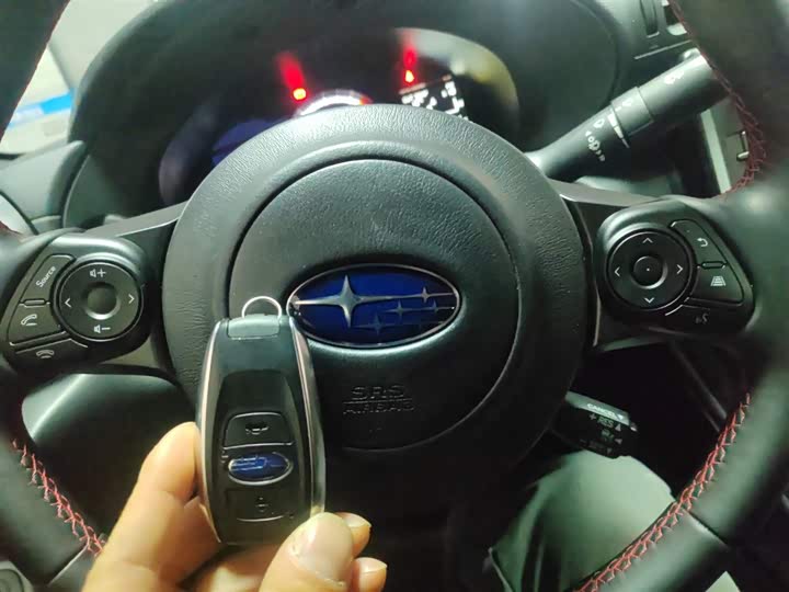 Фото 9 - Subaru BRZ