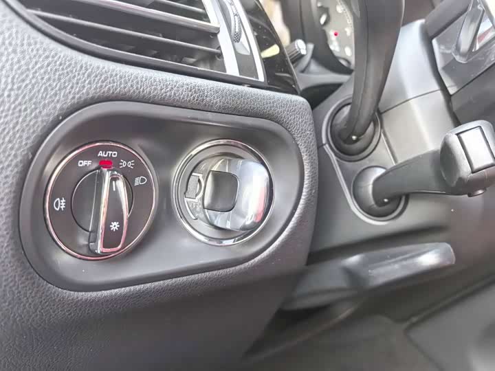 Фото 9 - Porsche Macan