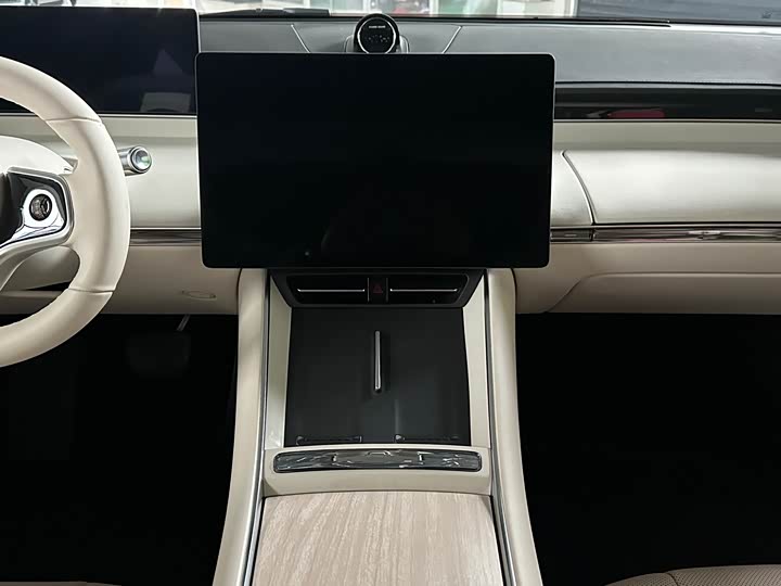 Фото 8 - Luxeed S7