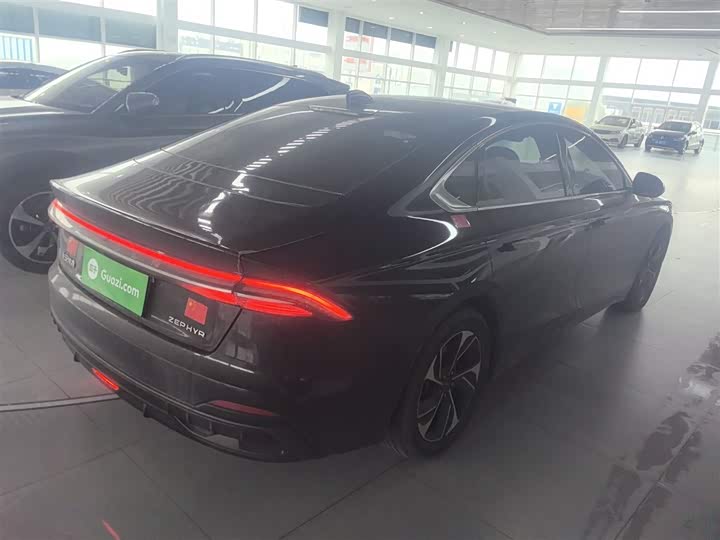 Фото 7 - Lincoln Z (Zephyr)