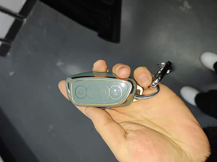 Фото 9 - Haval Raptor Hybrid