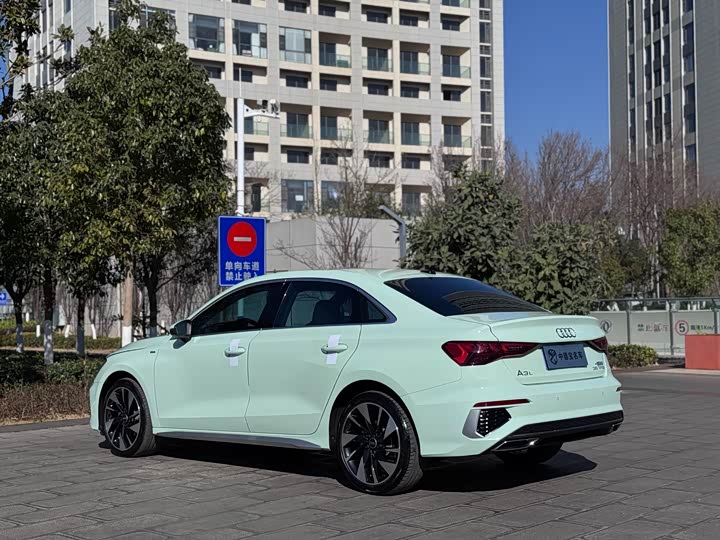 Фото 5 - Audi A3