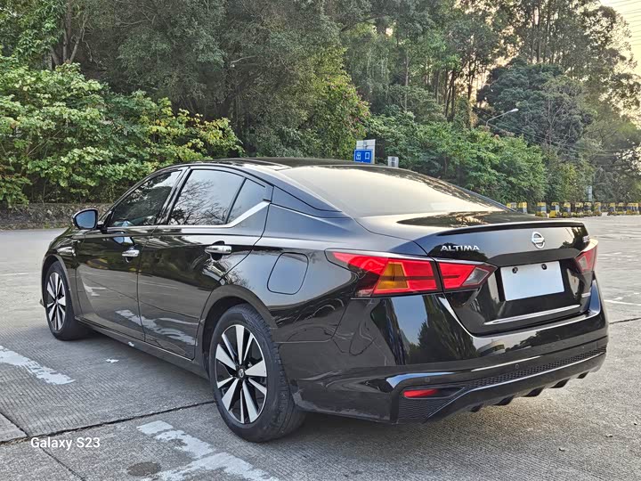 Фото 4 - Nissan Teana