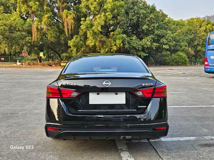 Фото 5 - Nissan Teana