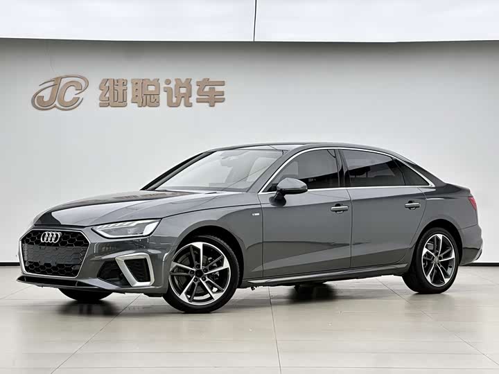 Фото 1 - Audi A4L