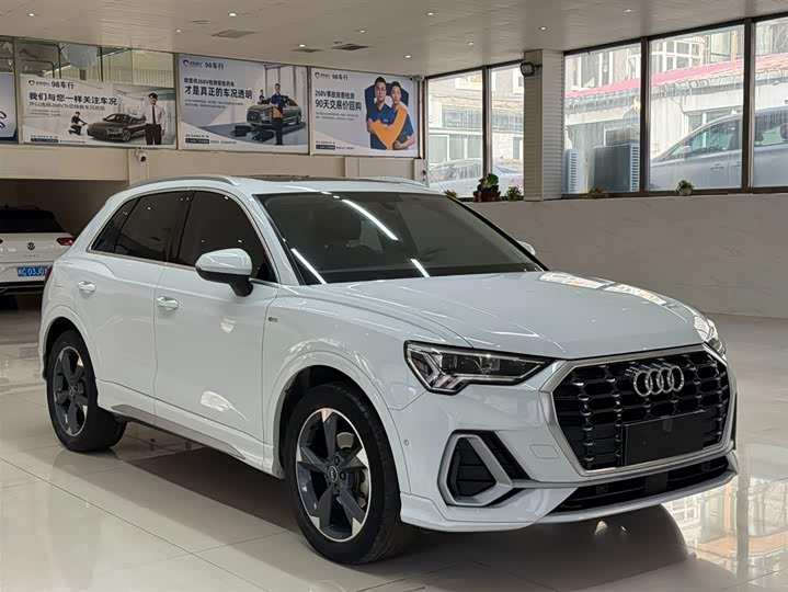 Фото 3 - Audi Q3