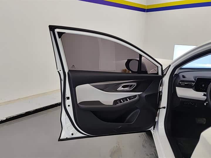 Фото 7 - Beijing EU5 Plus