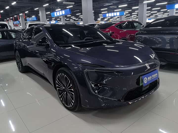 Фото 3 - Avatr 12