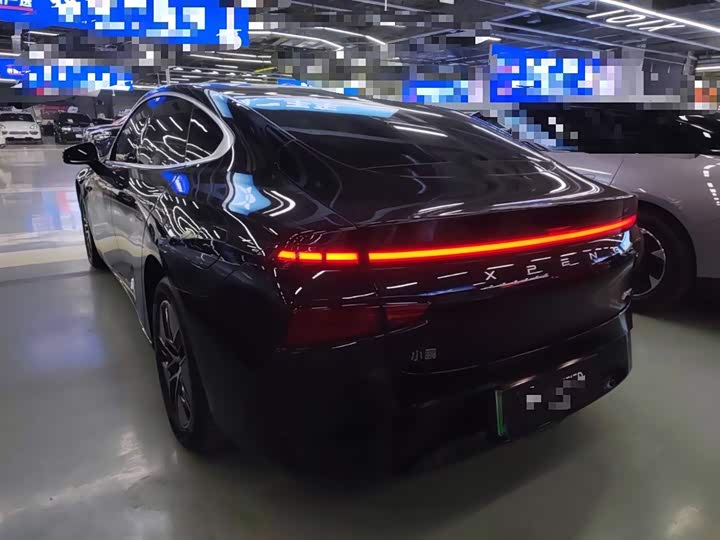Фото 5 - XPeng P7