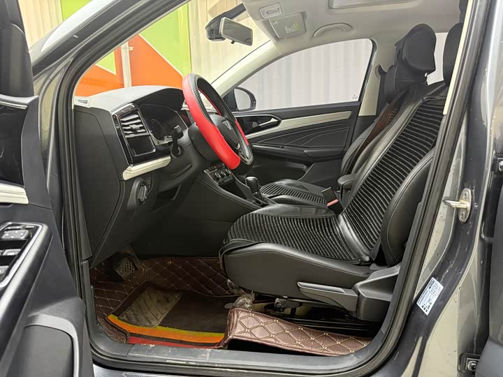 Фото 9 - Jetta VS5