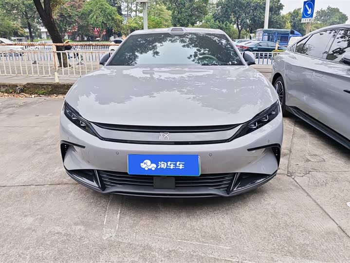 Фото 2 - BYD Han