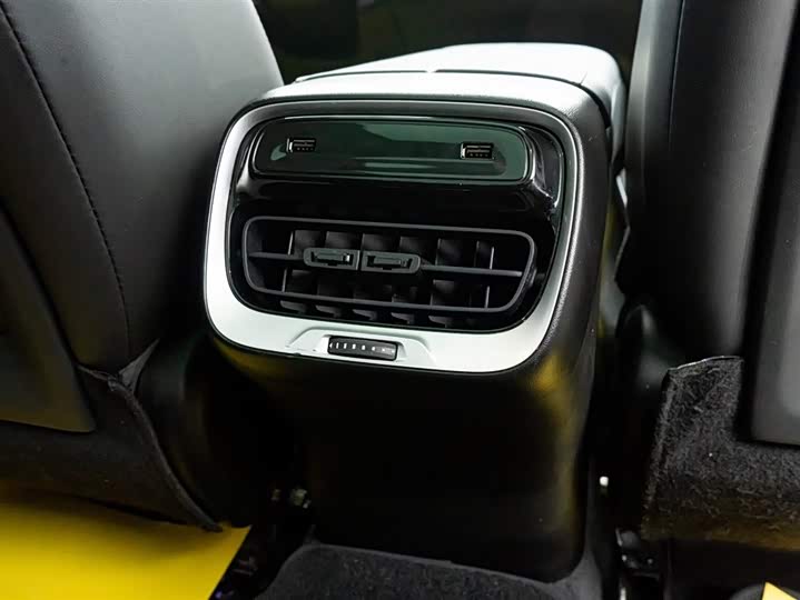 Фото 5 - XPeng P7