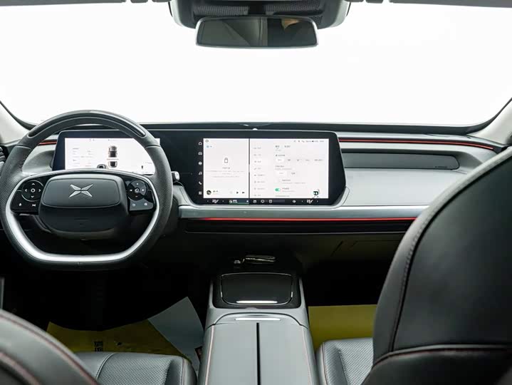 Фото 6 - XPeng P7