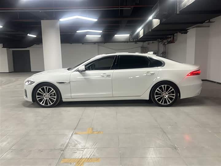 Фото 5 - Jaguar XF L