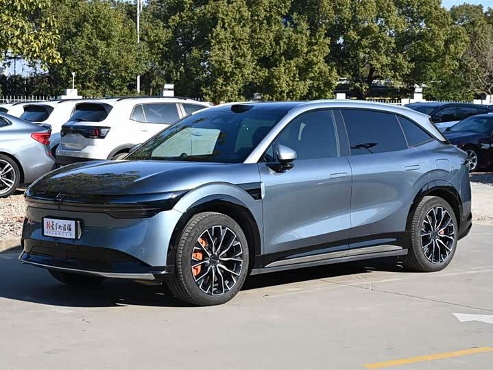 Фото 1 - Zeekr 7X