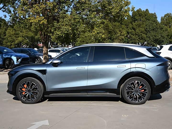 Фото 3 - Zeekr 7X