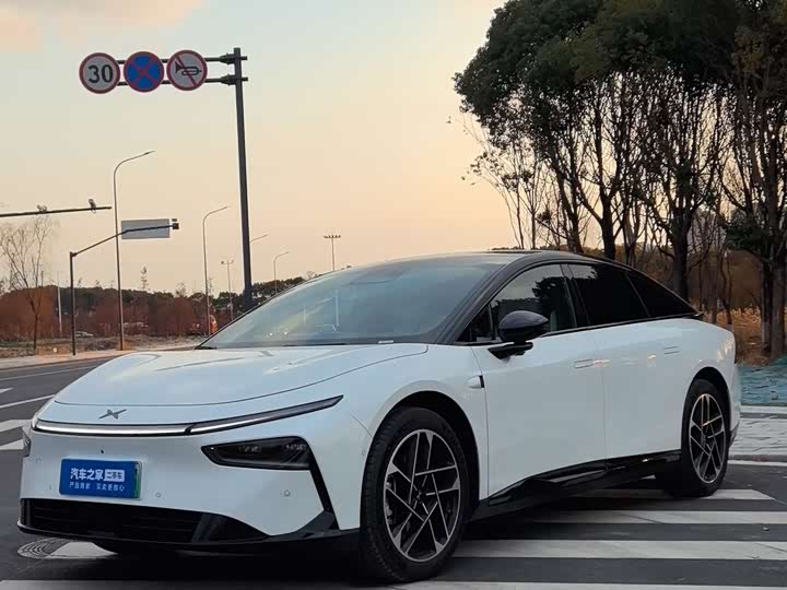 Фото 1 - XPeng F57
