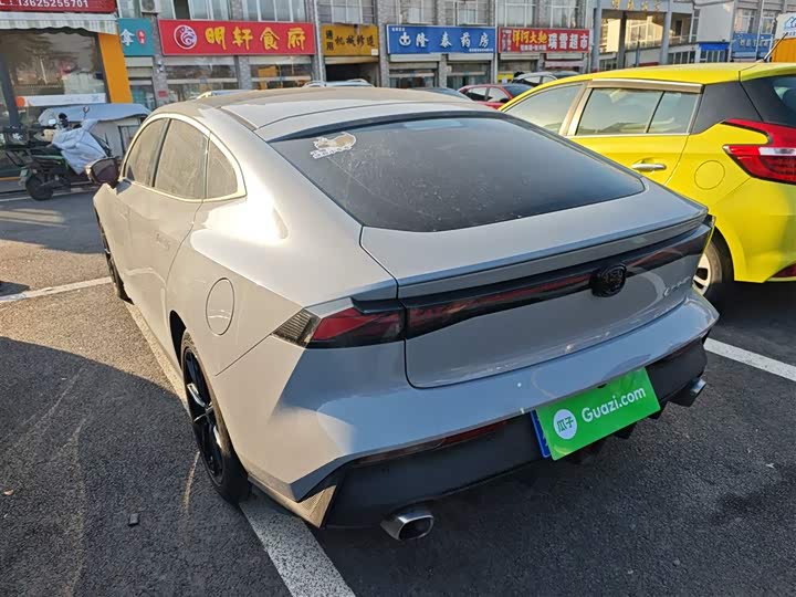 Фото 5 - Changan UNI-V