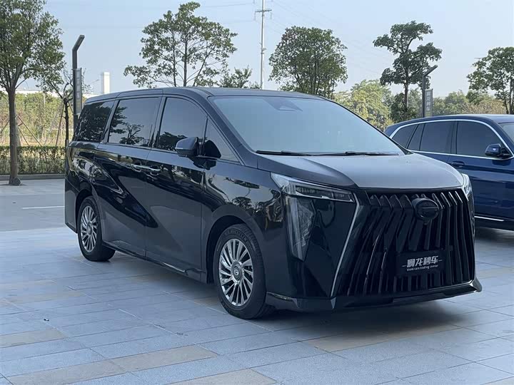 Фото 4 - GAC Trumpchi M8