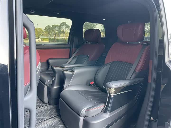 Фото 8 - GAC Trumpchi M8