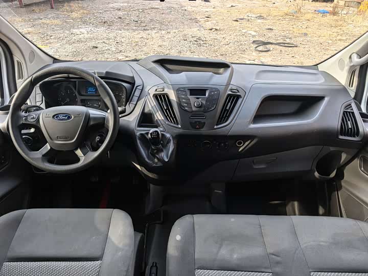 Фото 8 - Ford Transit