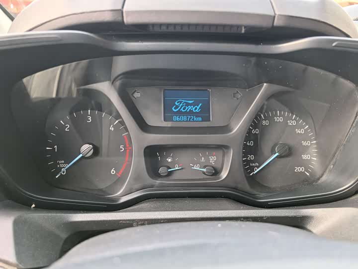 Фото 9 - Ford Transit