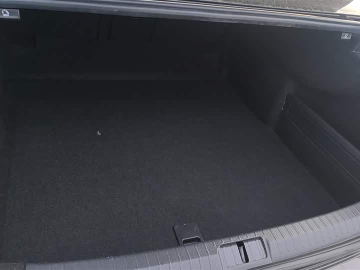 Фото 4 - Volkswagen Magotan