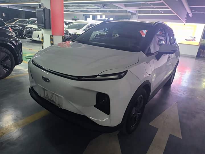 Фото 2 - Geely Geometry E Firefly