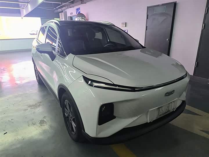 Фото 4 - Geely Geometry E Firefly