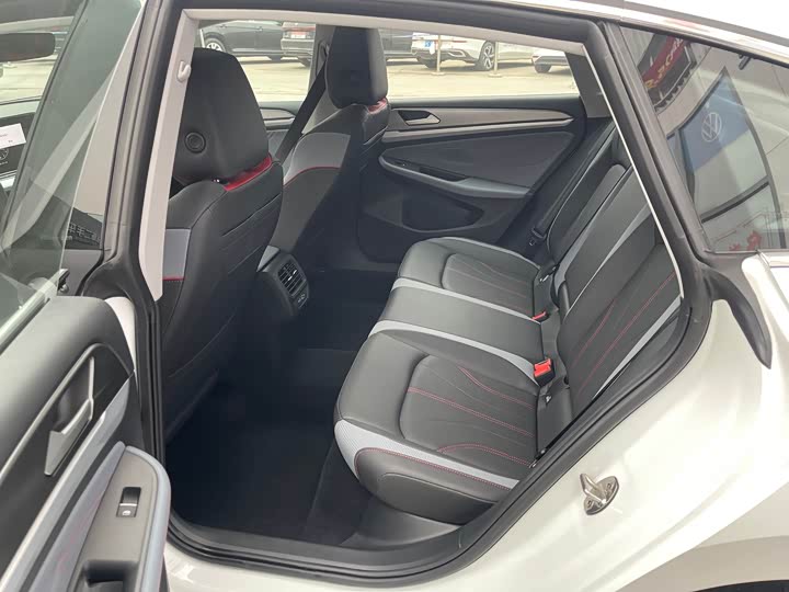 Фото 5 - Volkswagen Lamando L