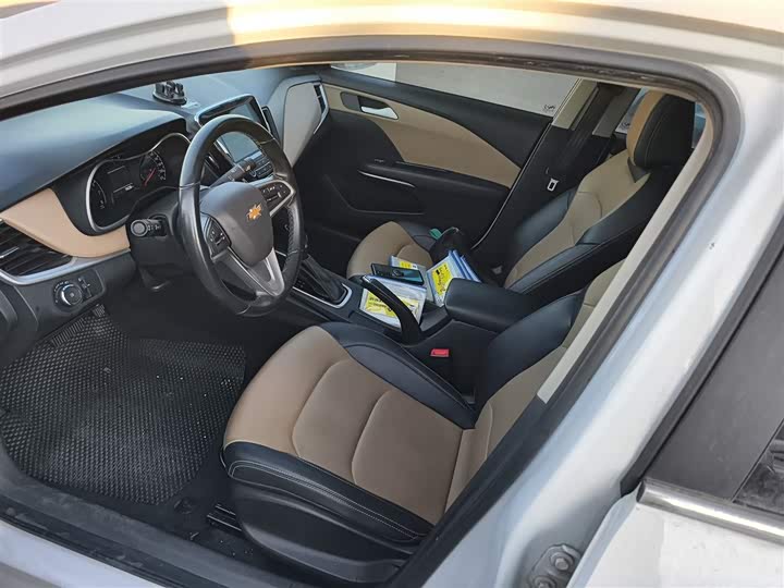 Фото 8 - Chevrolet Monza