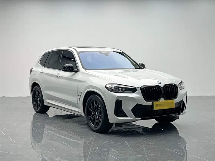 Фото 8 - BMW iX3