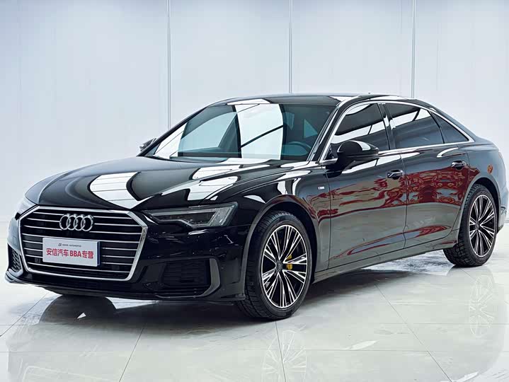 Фото 1 - Audi A6L