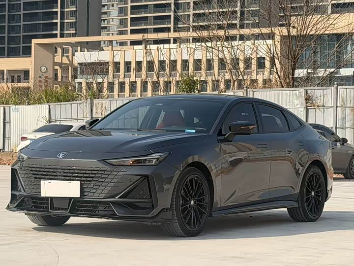 Фото 1 - Changan UNI-V