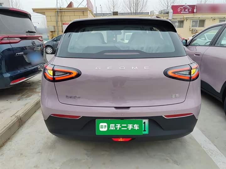 Фото 6 - Geely Galaxy Geome