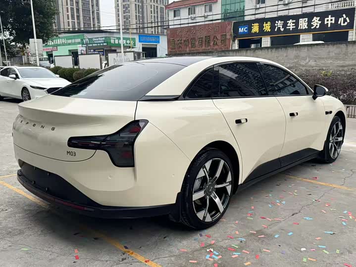 Фото 7 - XPeng Mona M03