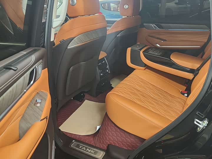 Фото 4 - Tank 500 Hybrid