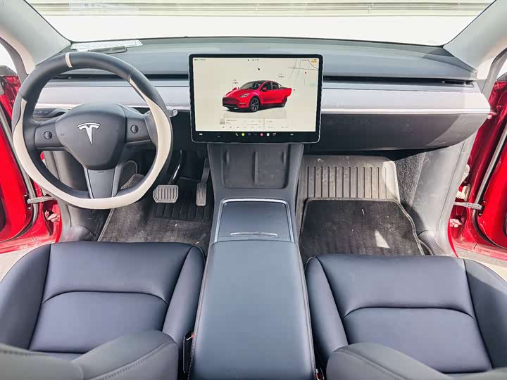 Фото 4 - Tesla Model Y