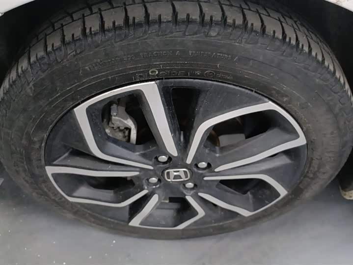 Фото 6 - Honda CR-V