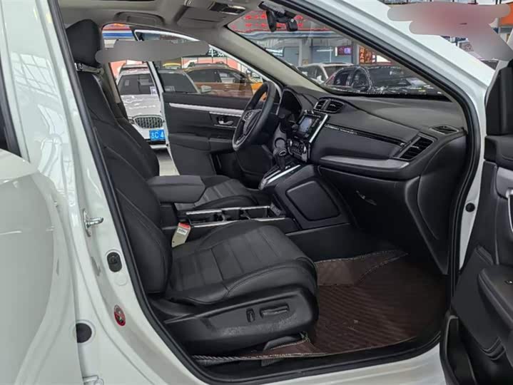 Фото 8 - Honda CR-V