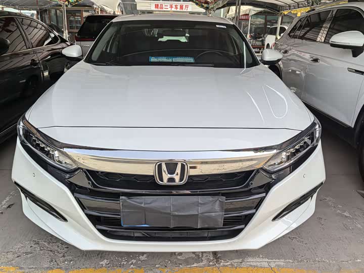 Фото 2 - Honda Accord