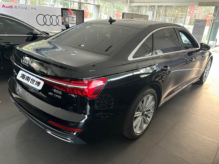 Фото 3 - Audi A6L