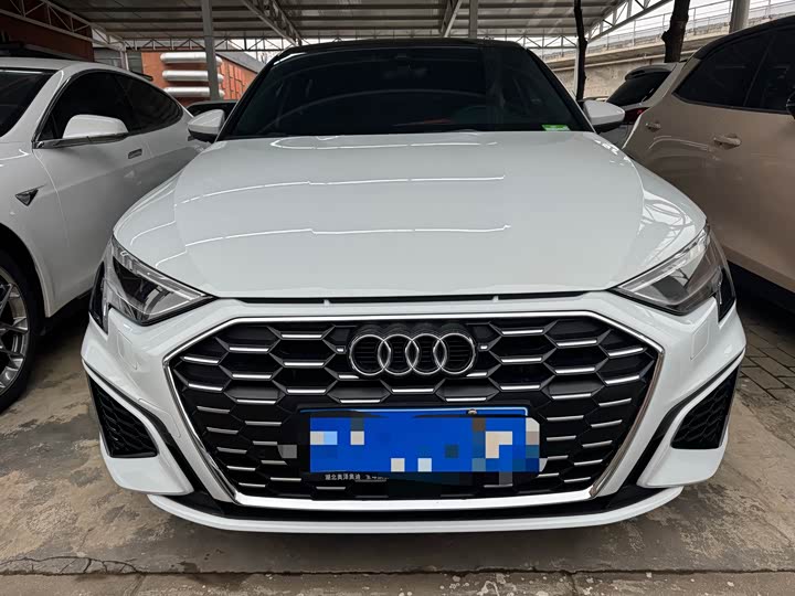 Фото 2 - Audi A3