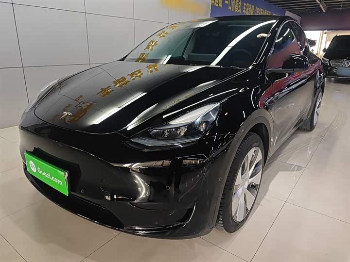 Фото 2 - Tesla Model Y