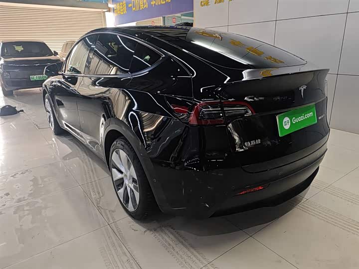 Фото 5 - Tesla Model Y