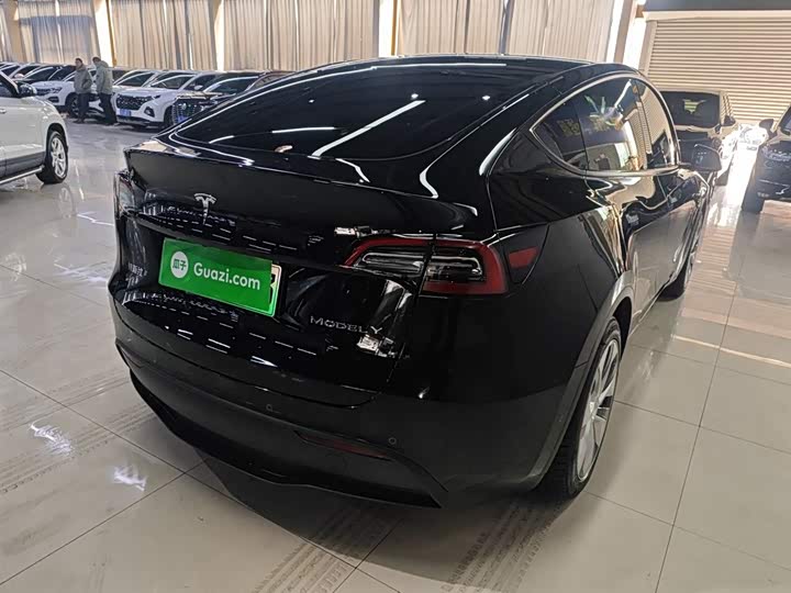 Фото 7 - Tesla Model Y
