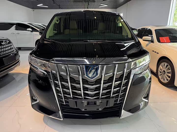 Фото 2 - Toyota Alphard